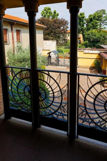 Prestigioso Appartamento Di 70Mq Vicino Milano Legnano Exterior foto