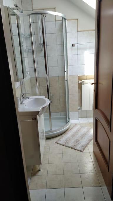 Prestigioso Appartamento Di 70Mq Vicino Milano Legnano Exterior foto